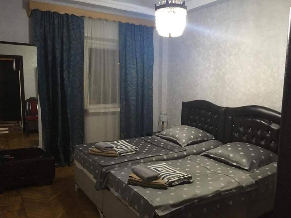 Akhmeteli Apartment Old Батуми Екстериор снимка