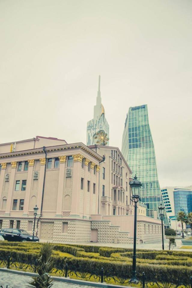 Akhmeteli Apartment Old Батуми Екстериор снимка